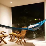 Caribbean Lifestyle 2Br Steps From The Beach By Happy Address