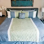 Cozy Well Located 2Br By Happy Address