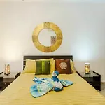 Pelicanos Condominium By Chezplaya