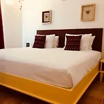 La Armonia Suites