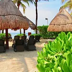 The Elements Ocean Front By Playa Paradise