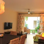 Luna Maya Condo Free Access To Beach Club
