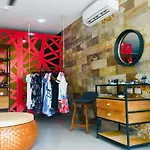 Mow Midtown Hotel & Residences