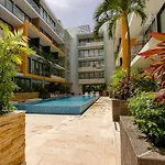Studio Close To 5Th Av. W/ Amazing Roof Pool View, Gym, Spa And More!