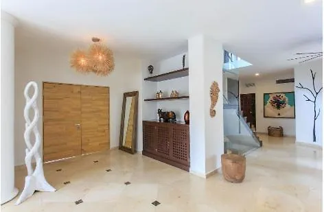 Unique Villa In Playacar- Block From The Beach