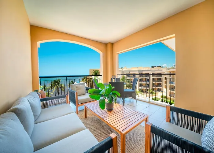 Condo Surf 405 - Luxury Oceanview Beachfront 3 Bedroom With Gym - At El Faro Condos