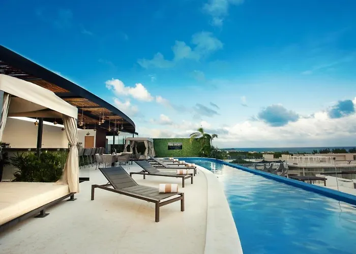 The Shore At 46Th Luxury Condos