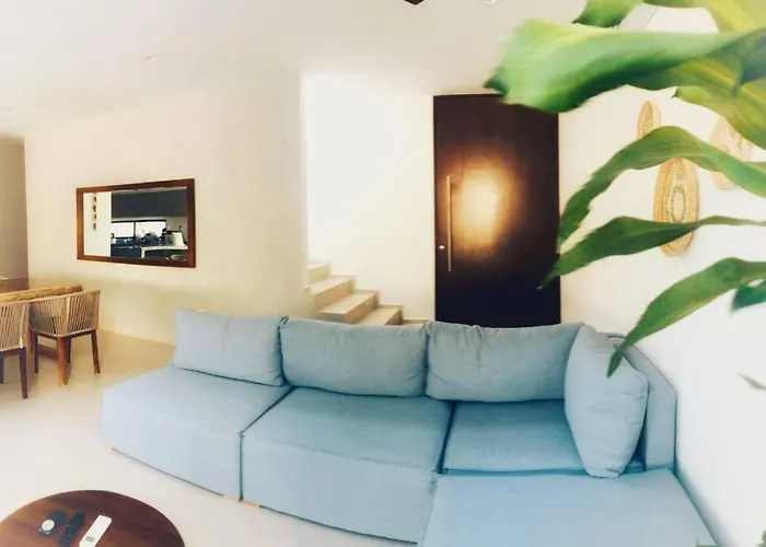 Casa Camilla, Bright, Spacious And Comfortable