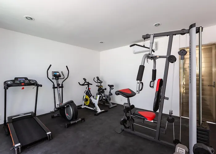 Luxury Apartment 3