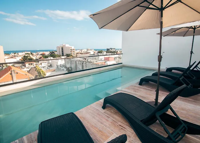 Hotel B10 - Distinctive Hotel-