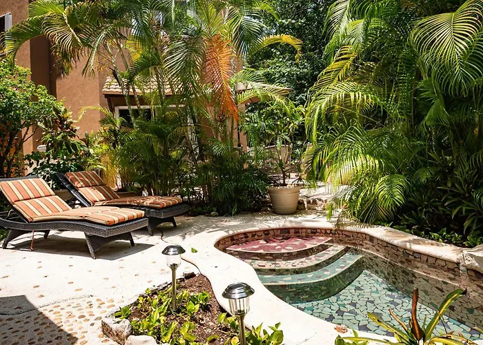 Casa Cascada - 3 Bdrm House For 6, Close To The Beach