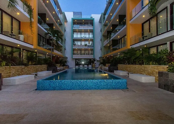 Studio Close To 5Th Av. W/ Amazing Roof Pool View, Gym, Spa And More!