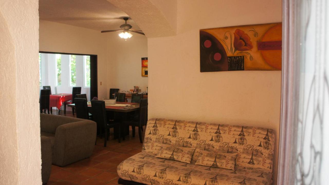 Bed & Breakfast Embarcadero Maya
