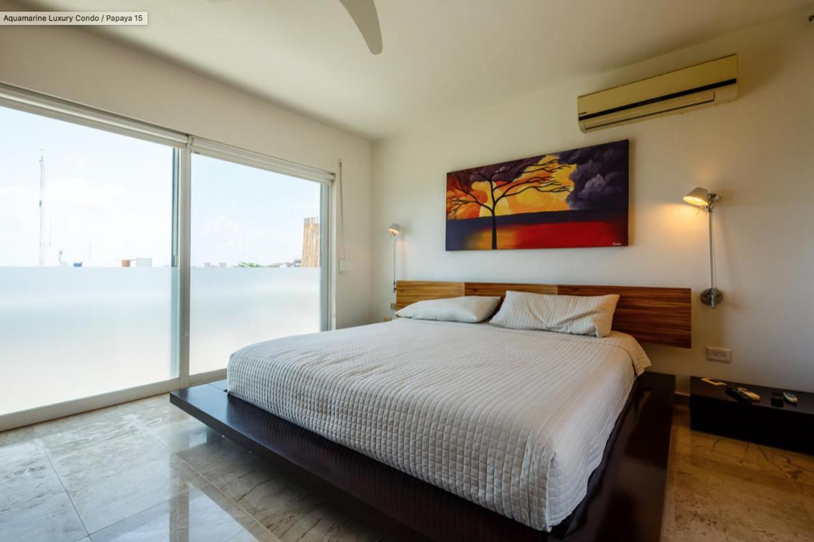 Canoeing Penthouse 3b At Downtown Apartment
