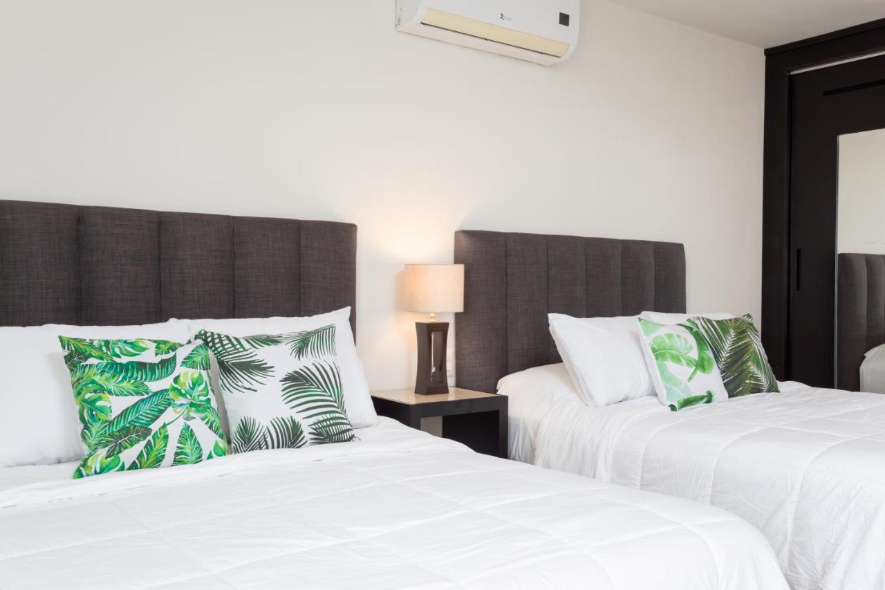 Deluxe 42 * Playa del Carmen