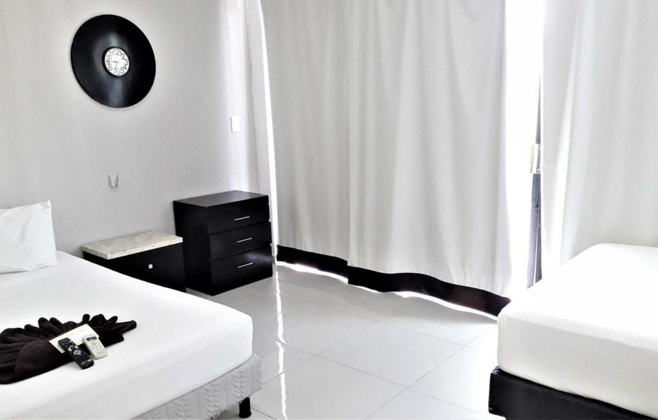 Las Perlas Apartahotel