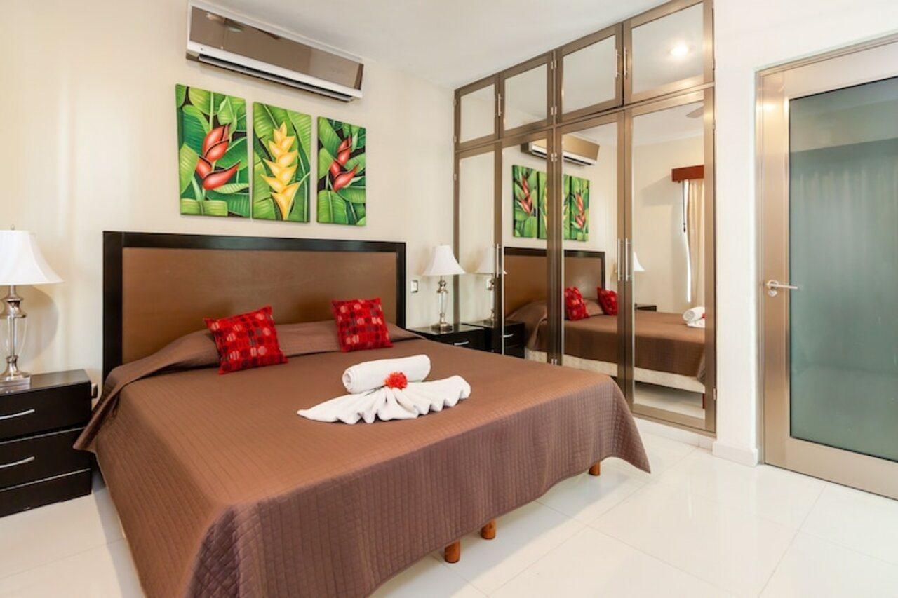 Encanto Riviera Aparthotel