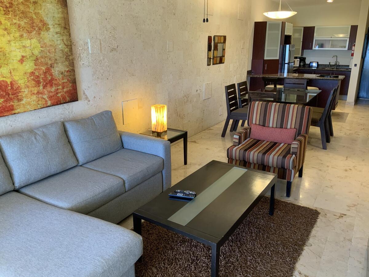 El Faro 404 Surf Apartment