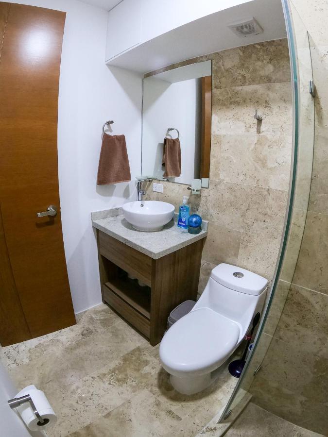 Menesse Midtown Studio Apartment *