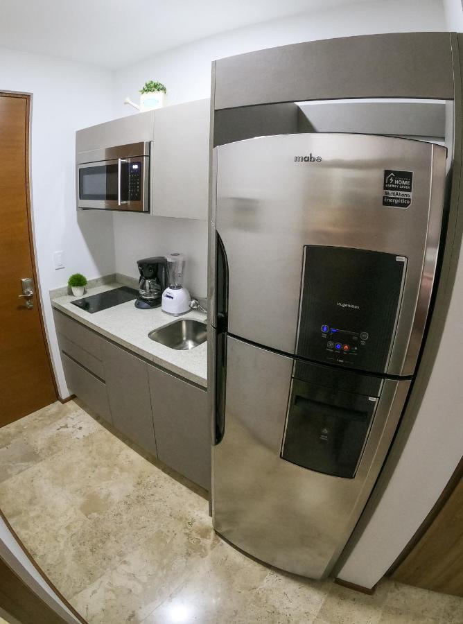 Menesse Midtown Studio Apartment Playa del Carmen