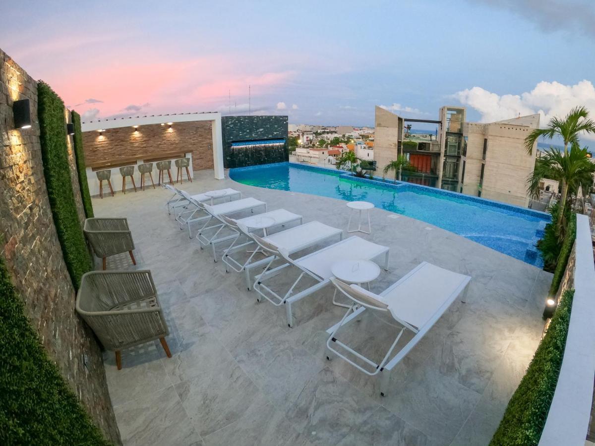 Menesse Midtown Studio Apartment *