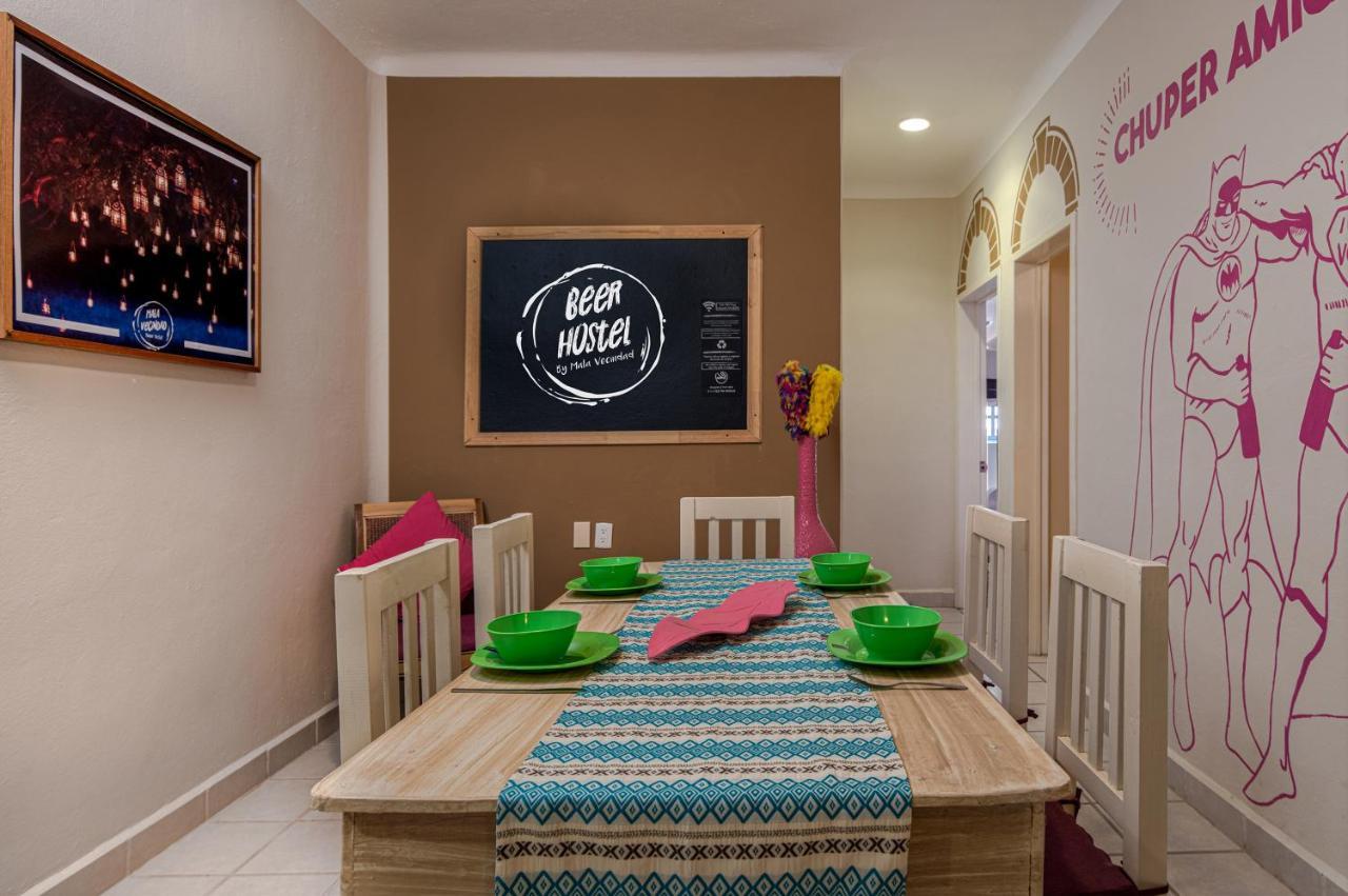 Mala Vecindad Playa Guest house