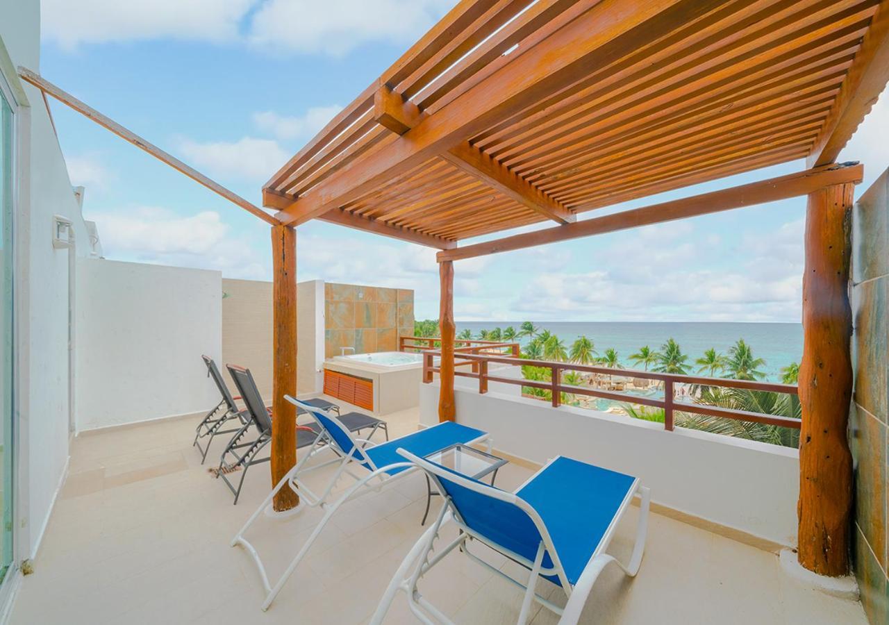 Beachfront Penthouse With 3 Bedrooms & Ocean View - Nubes Holiday home Playa del Carmen