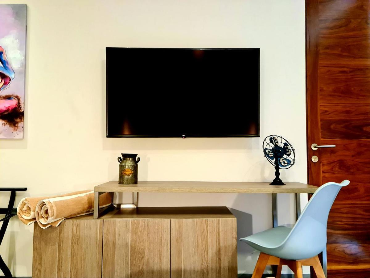 Apartment Discover From The Gallery Steps To The