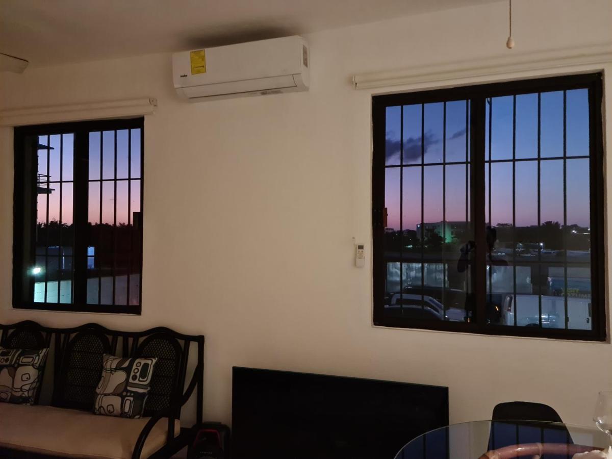Ubicacion Inmejorable A Pasos De Playacar Beach Y 5ta Av Apartment