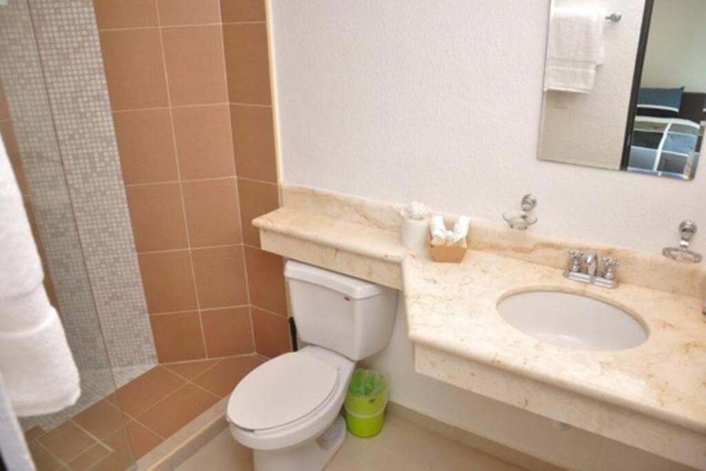 Apartamento Poolside Tranquil In *