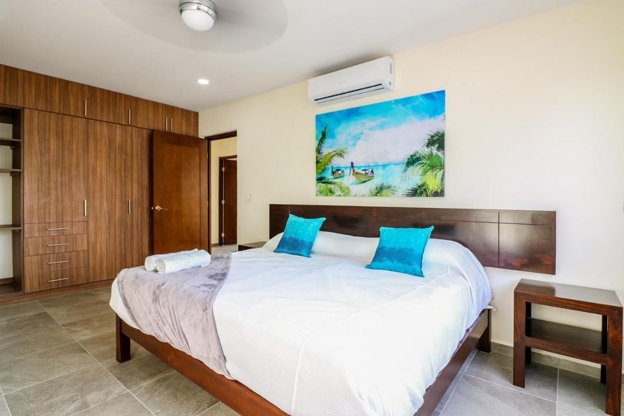 Playa 4020 With Rooftop Pool Near 5th And Beach Playa del Carmen