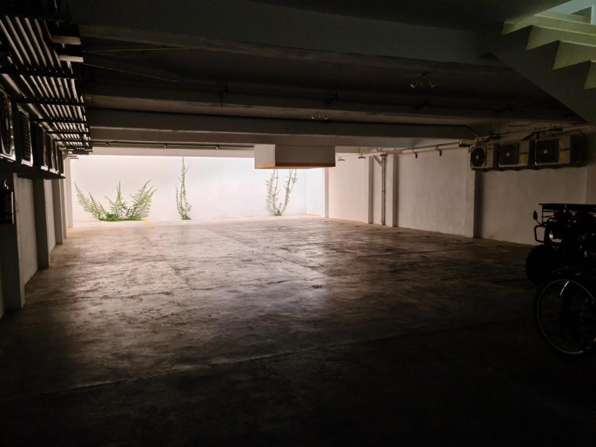 Luxury 2br, Pool Roof, Near To The Apartment