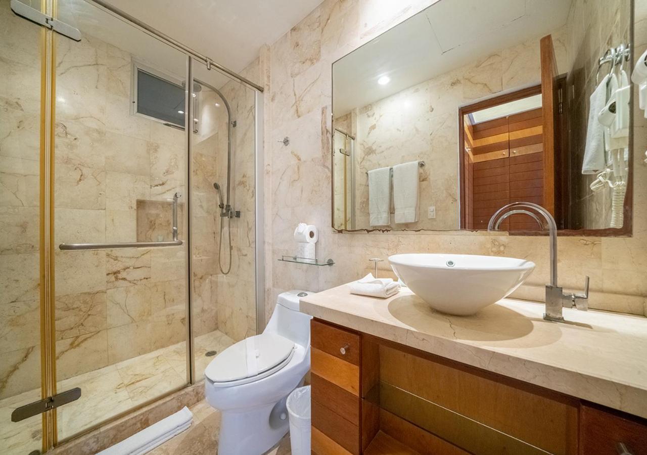 Beachfront Penthouse With 3 Bedrooms & Ocean View - Nubes Holiday home