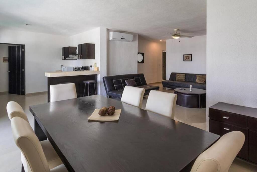 Apartamento Poolside Tranquil In *