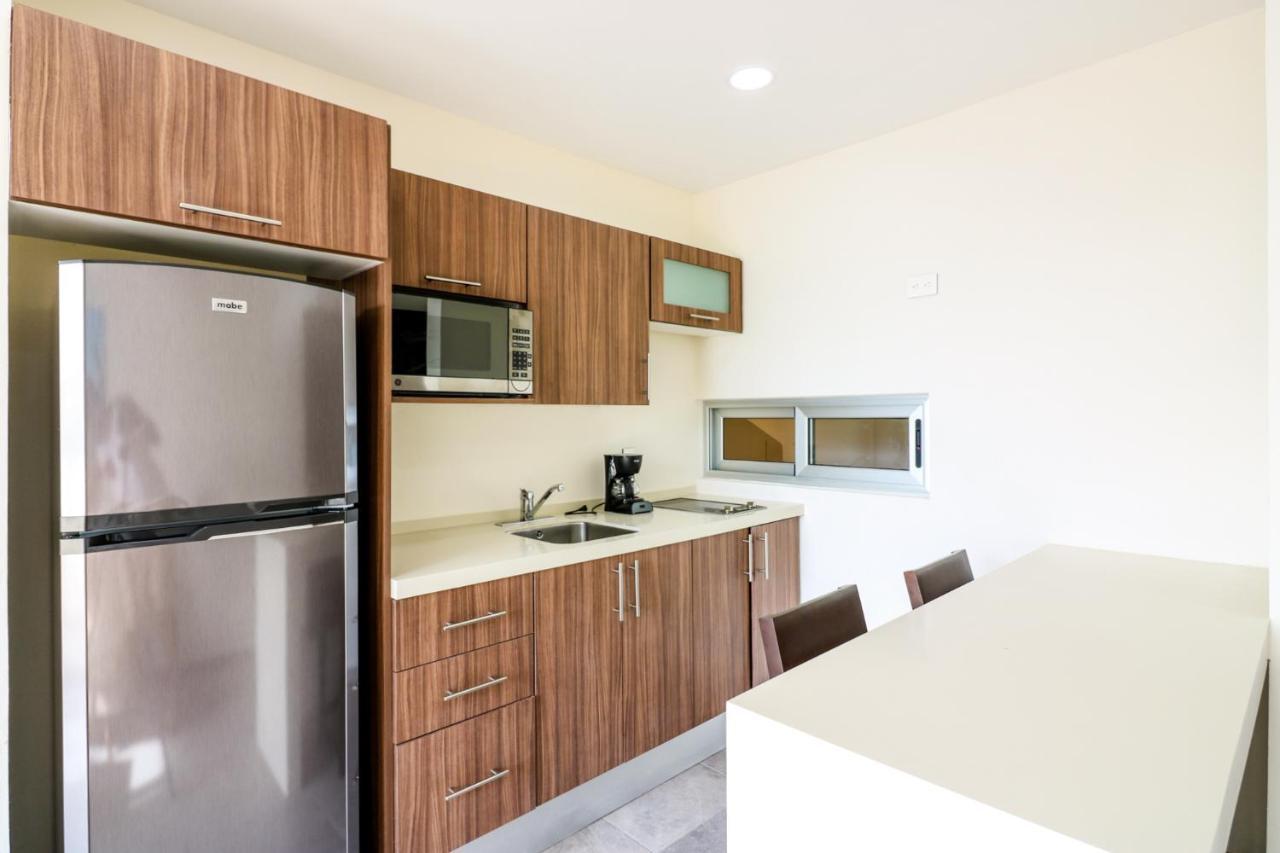Apartment Playa 4020 With Rooftop Pool Near 5th And Beach *