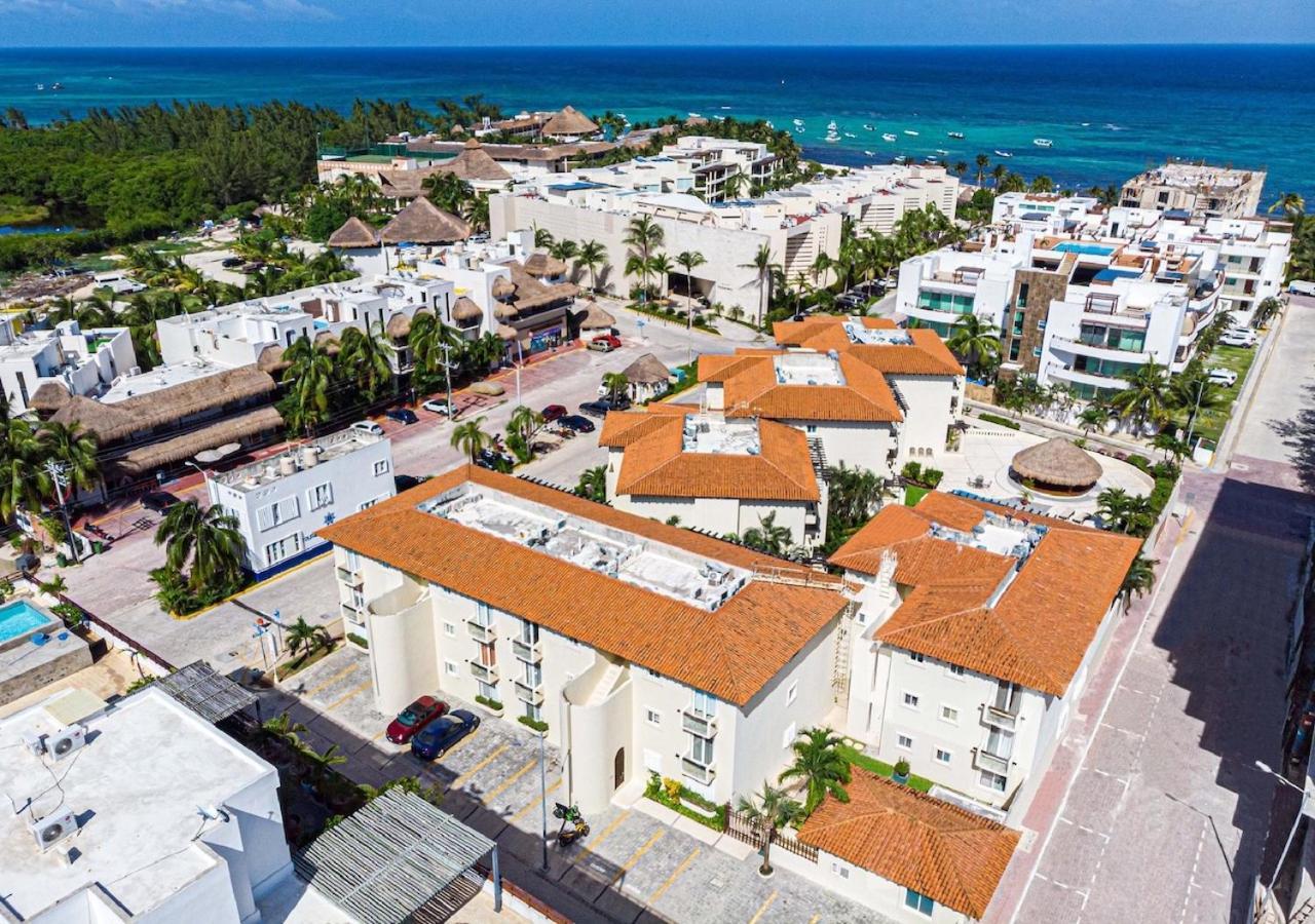 Sol 6 - 3 Bedroom Only 1 Block From Coco - At Luna Maya Playa del Carmen