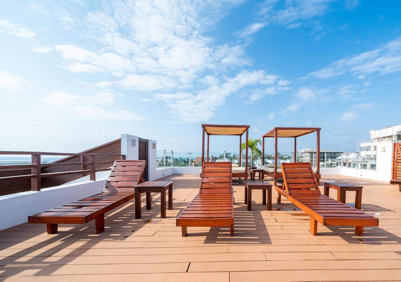 Beachfront Penthouse With 3 Bedrooms & Ocean View - Nubes *