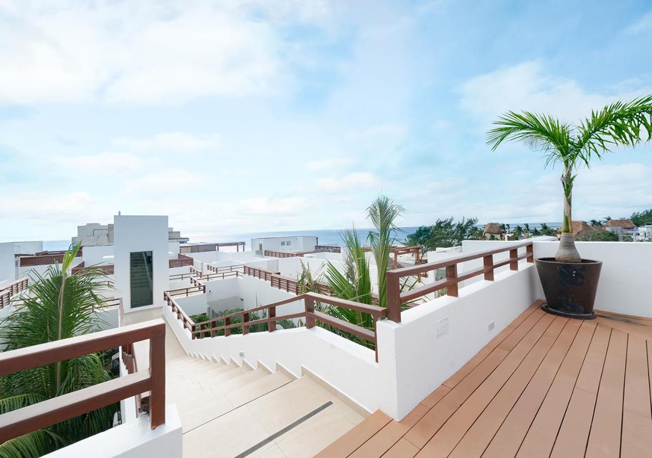 Beachfront Penthouse With 3 Bedrooms & Ocean View - Nubes Holiday home *
