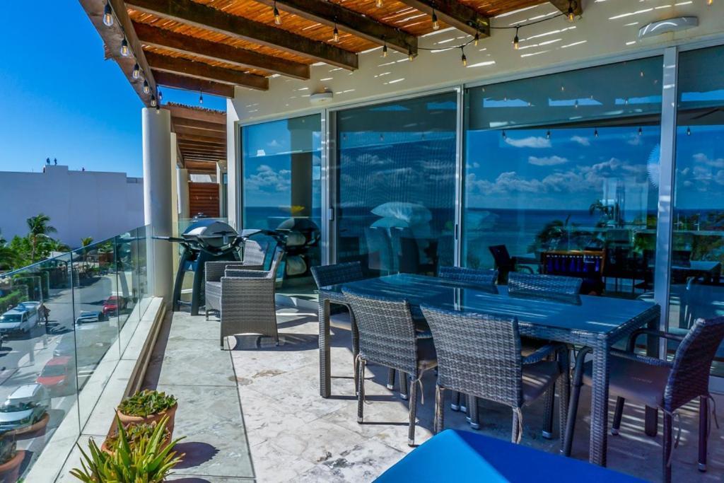 Apartment Elements Penthouse 24 *