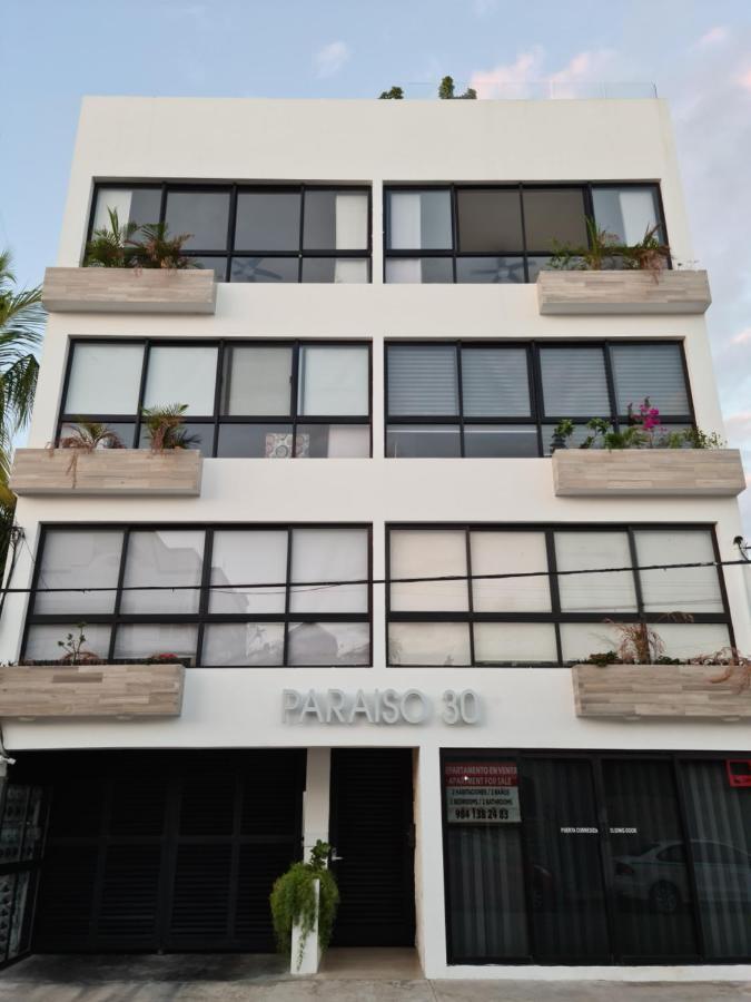 Luxury 2br, Pool Roof, Near To The Apartment