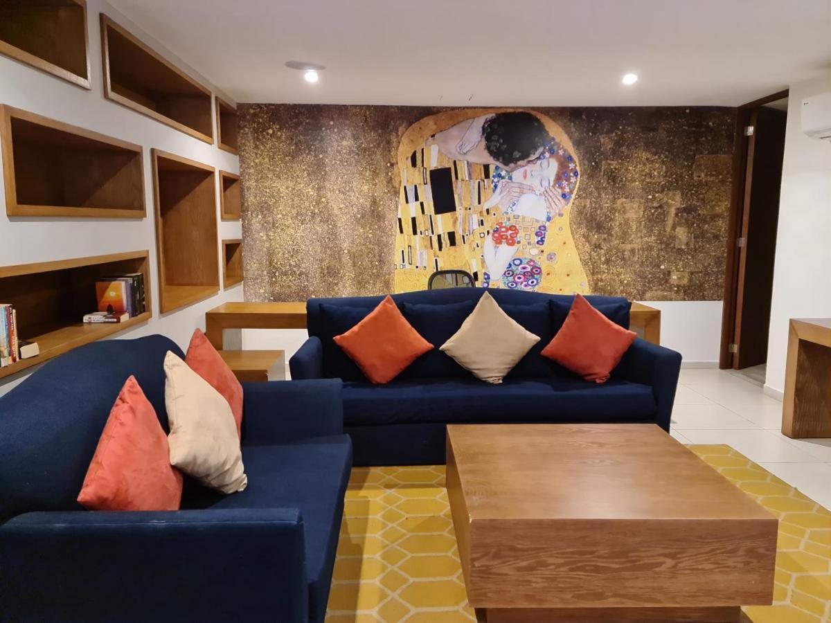 Apartment Discover From The Gallery Steps To The Playa del Carmen