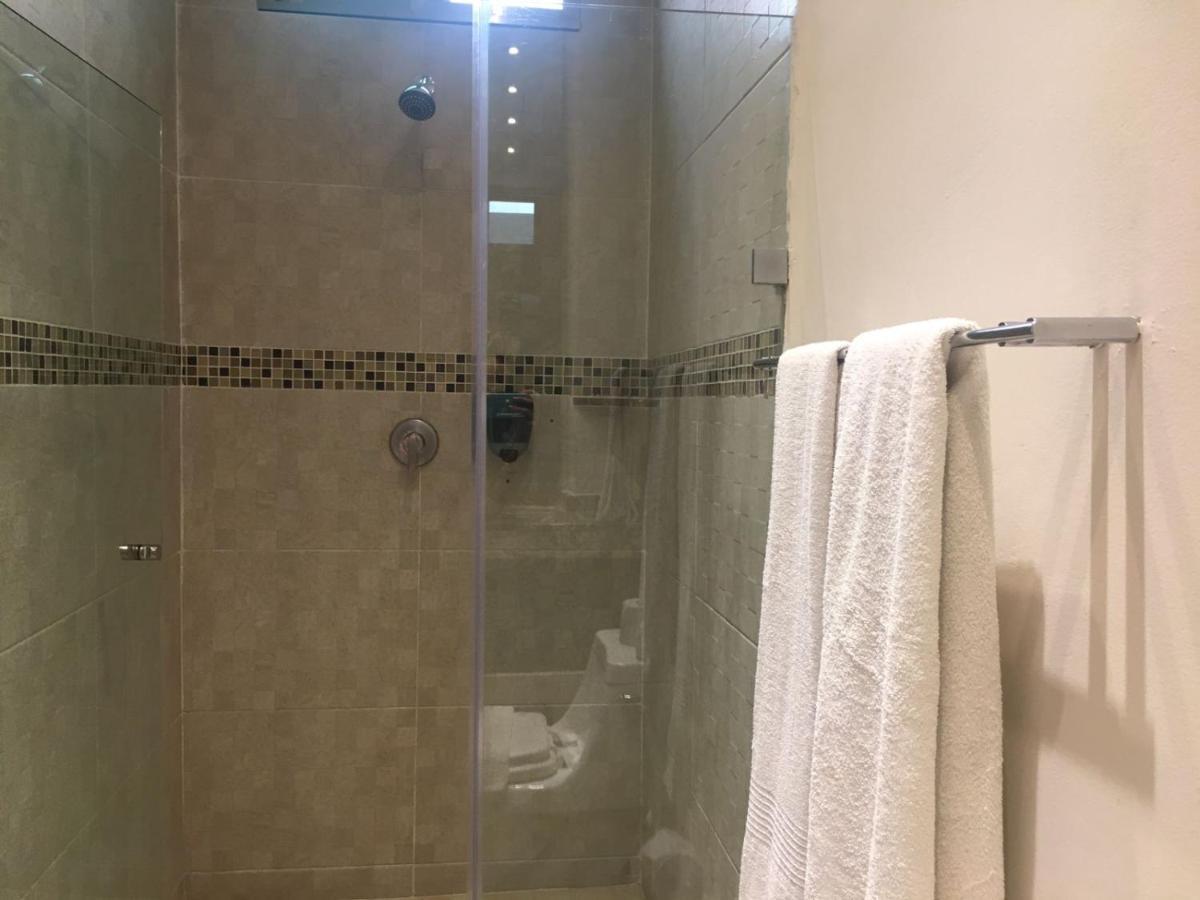 Hotel 770