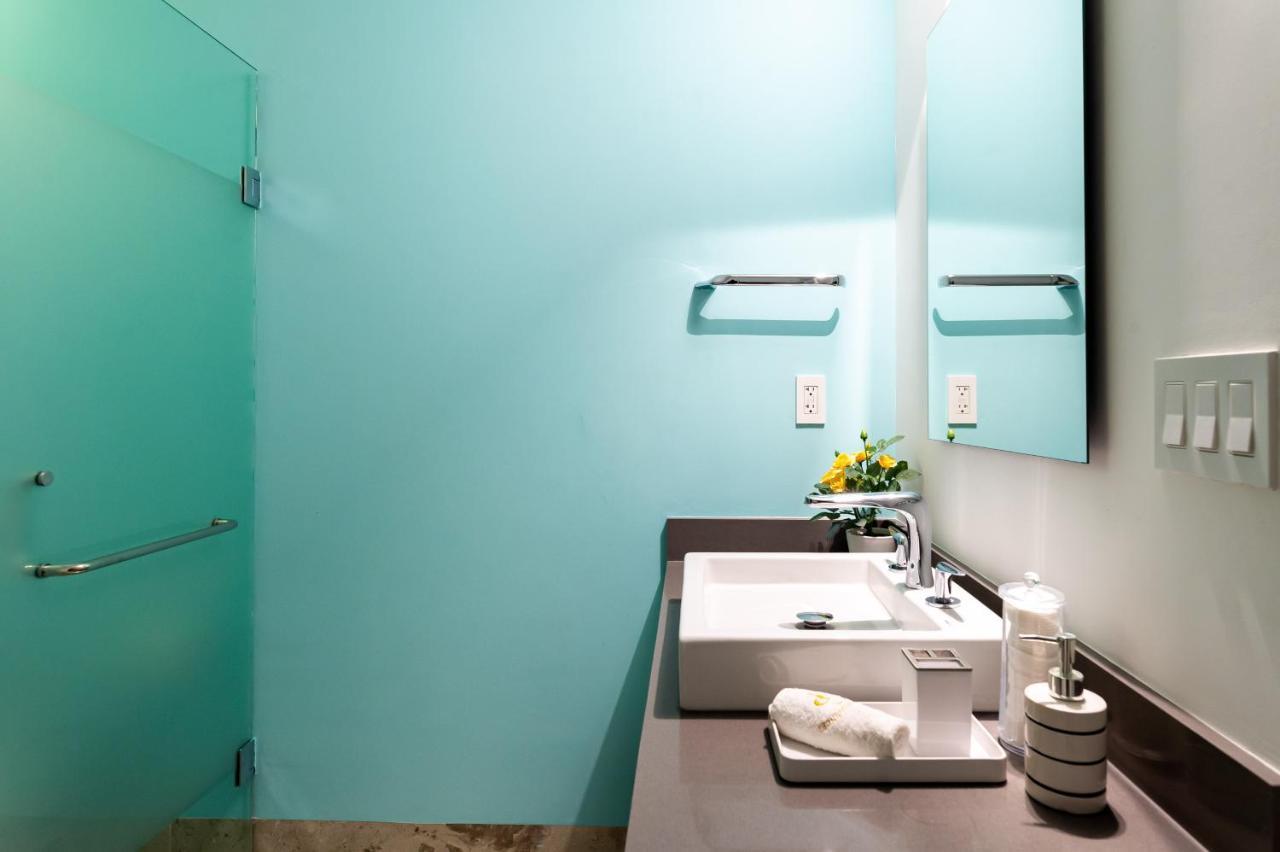 Luxury Oceana, Steps From The Beach, Club, Restaurant And Gym!! Appartement Playa del Carmen