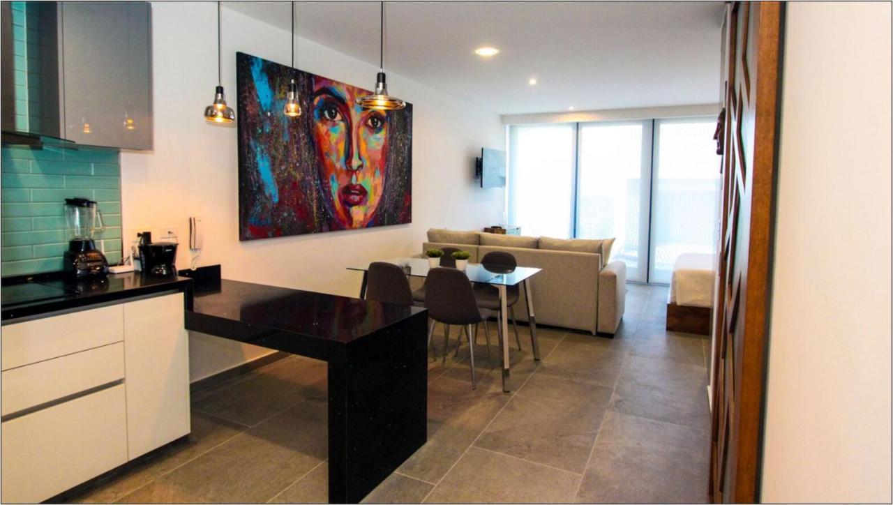 Charming Right On 5th Avenue - Ideal For Couples Playa del Carmen