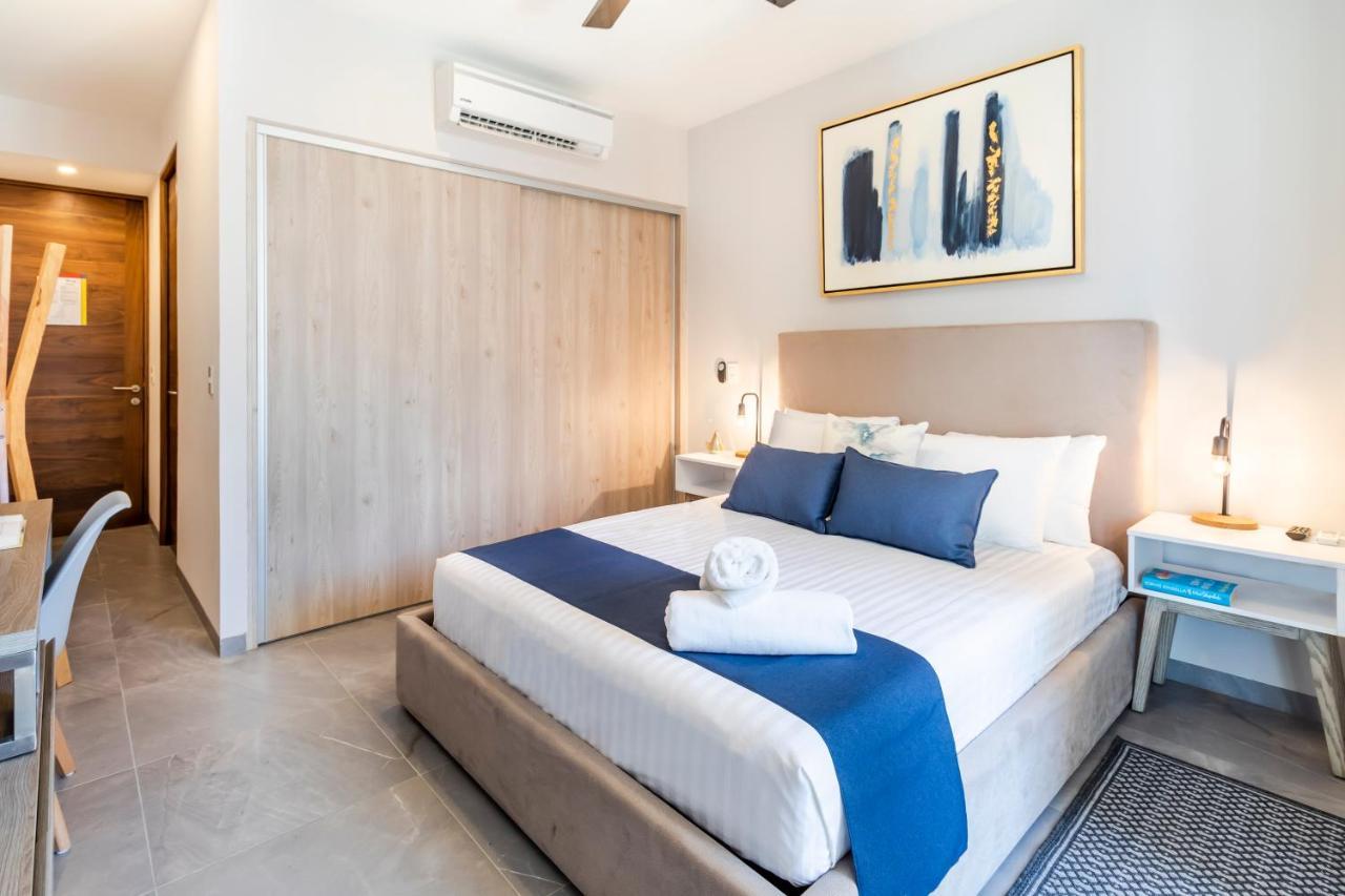 Apartment Spacious And Luxurious 2 Bedroom Wih View And Private Balcony. Playa del Carmen