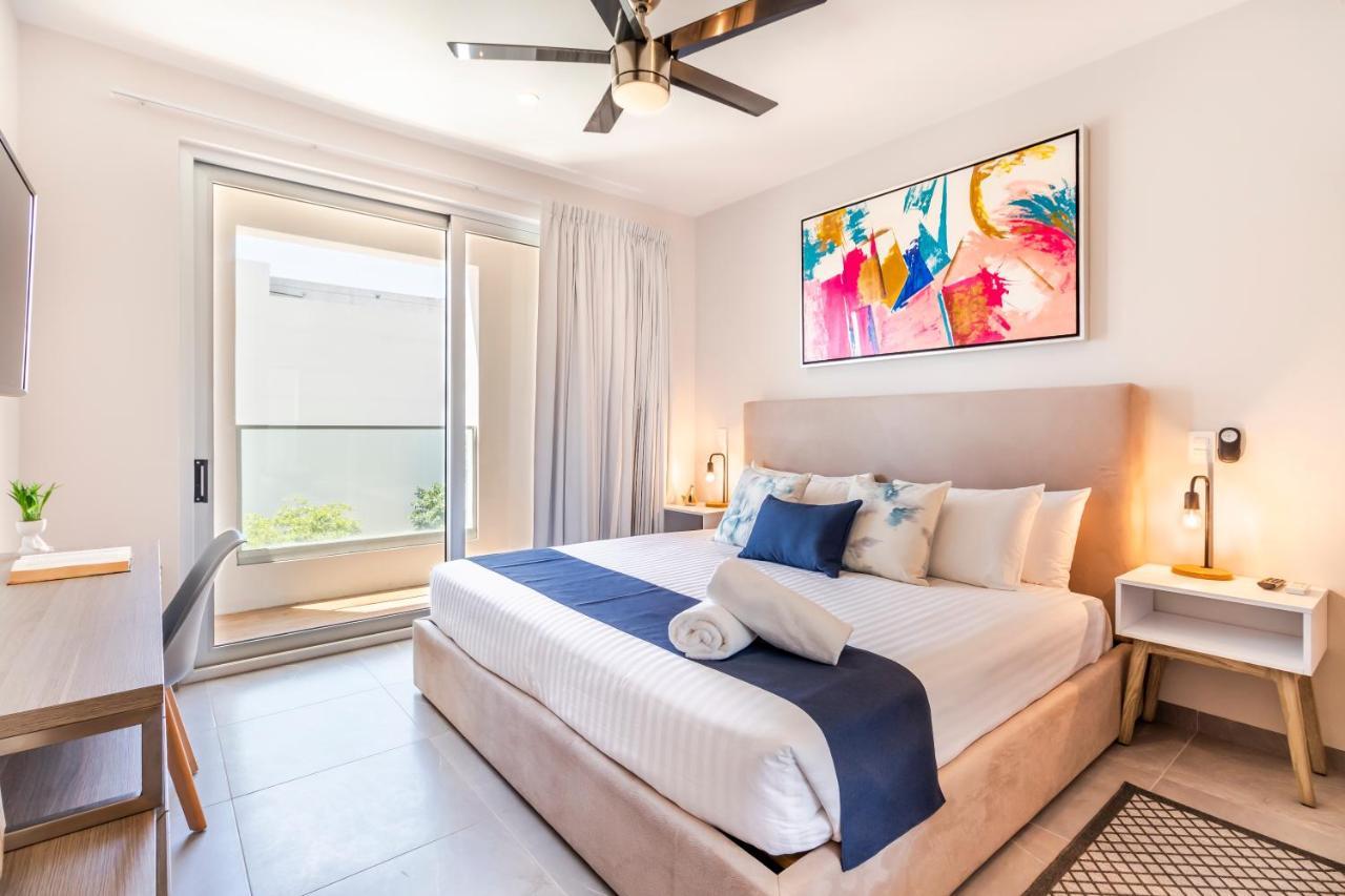 Spacious And Luxurious 2 Bedroom Wih View And Private Balcony. Apartment *