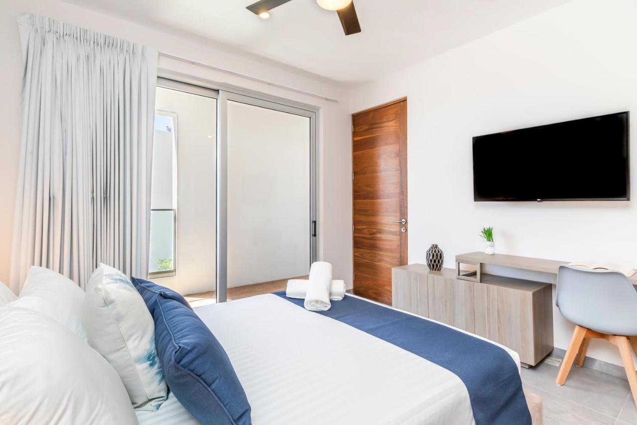 Spacious And Luxurious 2 Bedroom Wih View And Private Balcony.