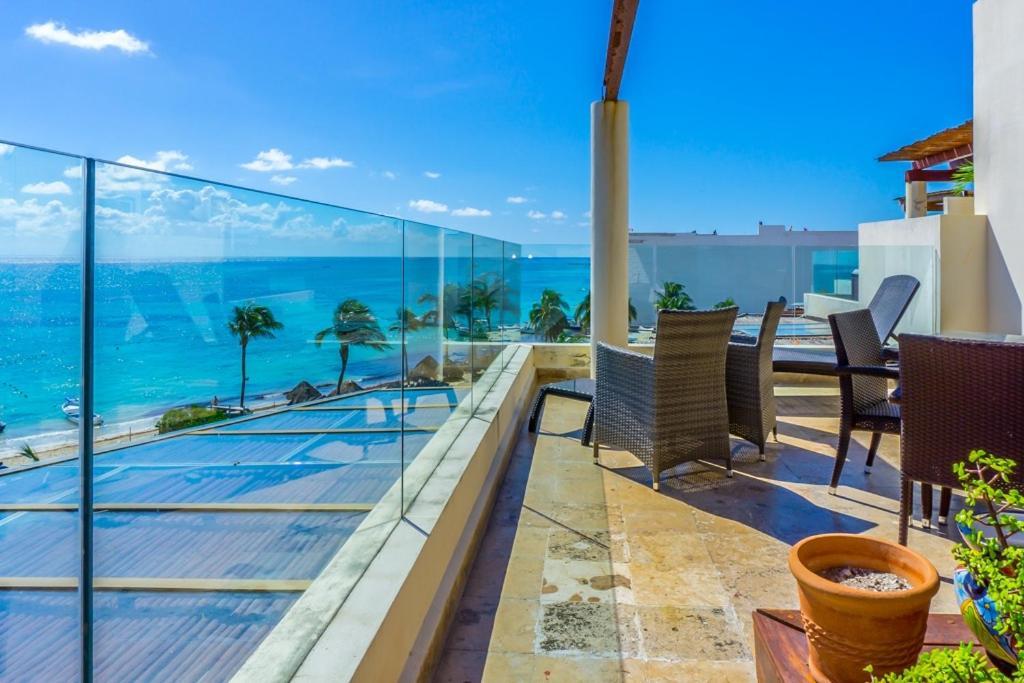 Elements Penthouse 24 Apartment *