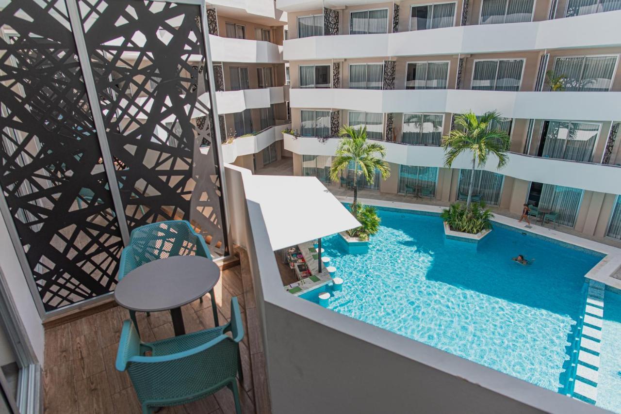 The Gallery Playa De Carmen Apartment