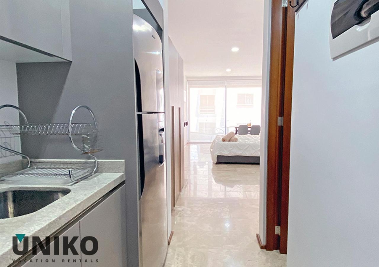Peaceful New Studio In Midtown Menesses Apartamento